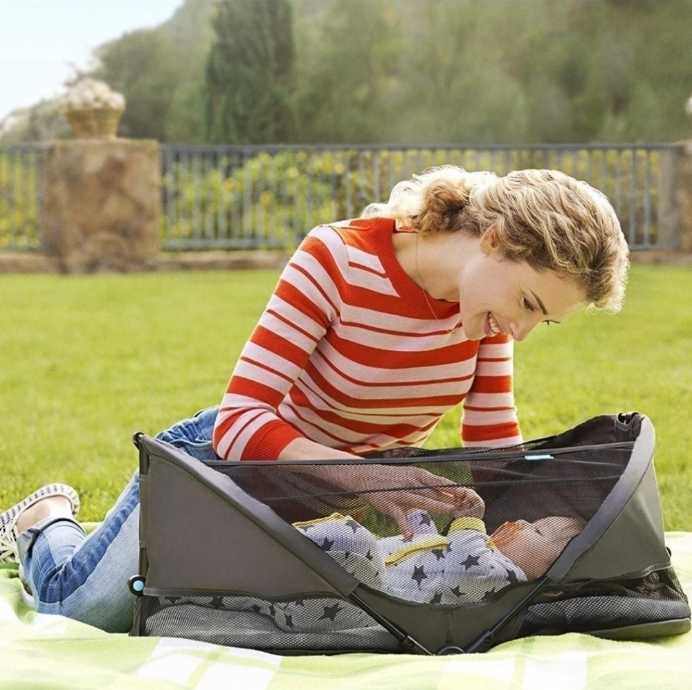 Brica Fold n' Go Travel Bassinet